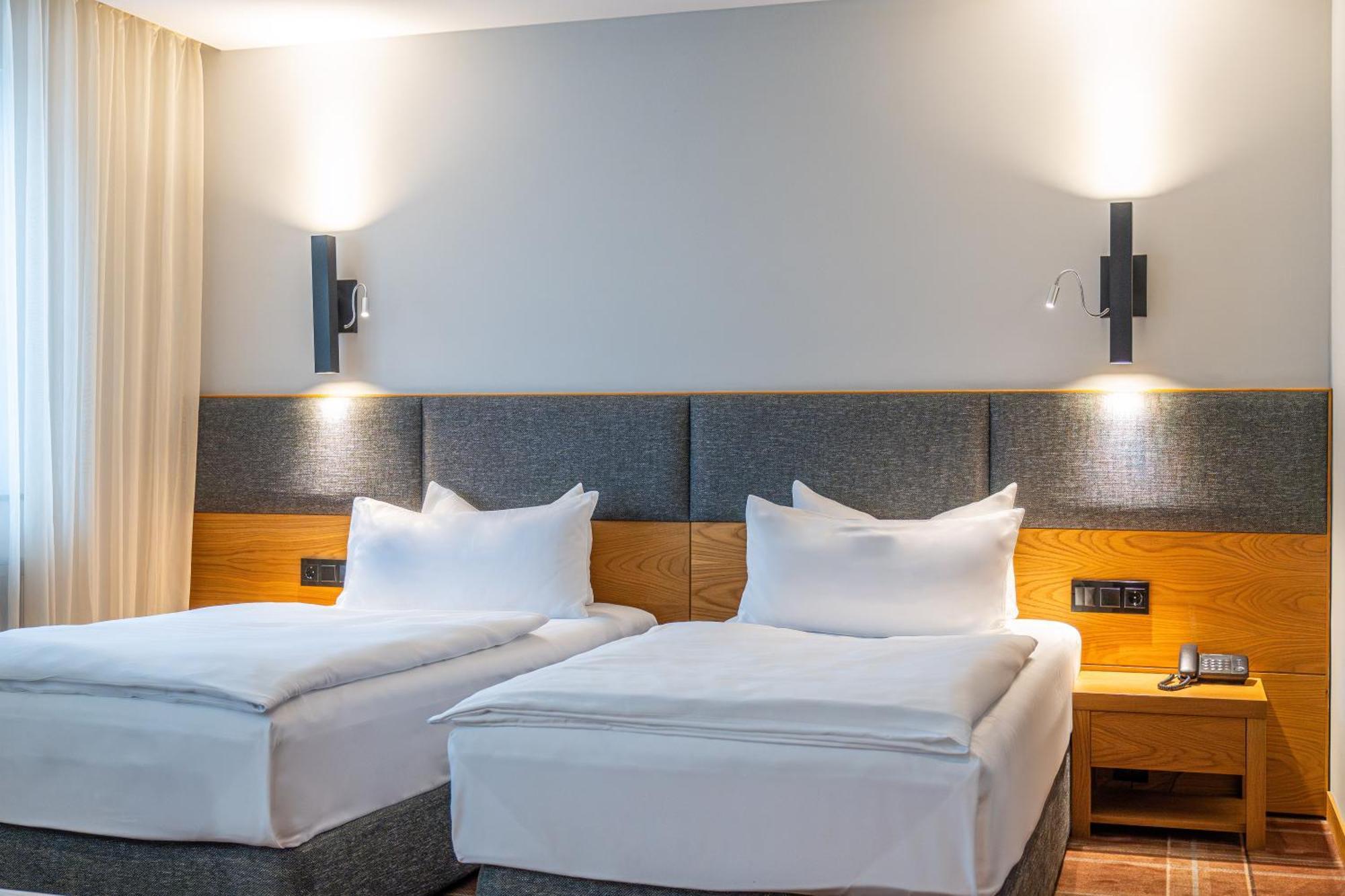 Hvd Grand Hotel Suhl Business & Leisure Bagian luar foto